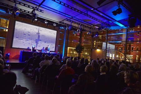 MARCO MONFARDINI - AMELIE DUCHOW - SCHNITT - Memory Code live performance at EPHIL Festival - Hamburg | photo | Krber Stiftung / Claudia Hhne